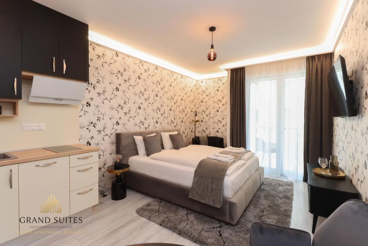 Grand Suites Central Budapest Exterior photo